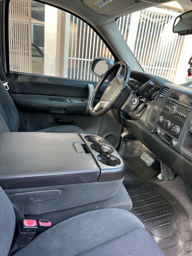 Chevrolet Cheyenne 5.3 2500 Cab Ext B 4x4 Mt
