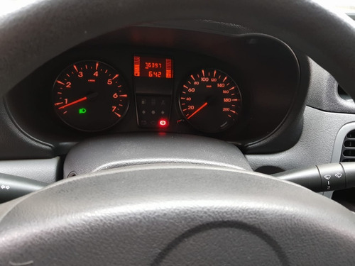 Renault Clio 1.0 16v Campus Hi-flex 5p