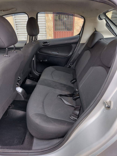 Imagem 8 de 8 de Peugeot 207 1.4 Active 8v Flex 4p Manual