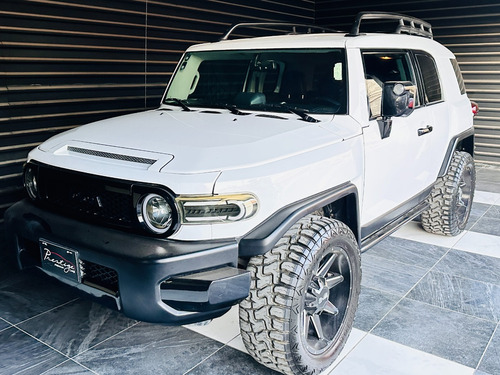 Toyota Fj Cruiser 3p Premium Aa Ee Ra Abs 4x4 At