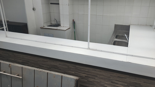 Se Arrienda Local Comercial En Los Poniente