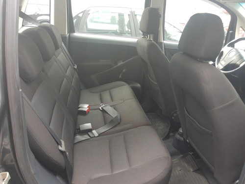 Fiat Idea 2014 1.4 Attractive Flex 5p