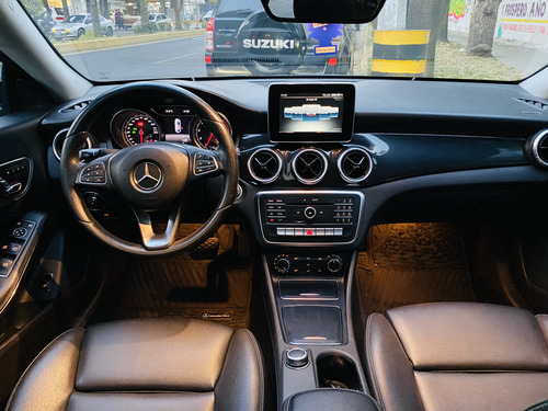 Mercedes-Benz Clase CLA 1.6 200 Cgi Sport At