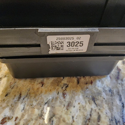 2008-09 Pontiac G6 3.6l Caja De Fusibles 25883025 (Usado)