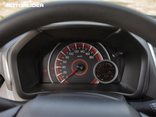 Imagen 14 de 25 de Suzuki Celerio 1.0 Gl Extra Full | Permuta / Financia