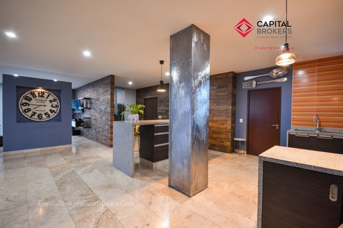 Penthouse De Super Lujo En Venta En Attala Zona Andares