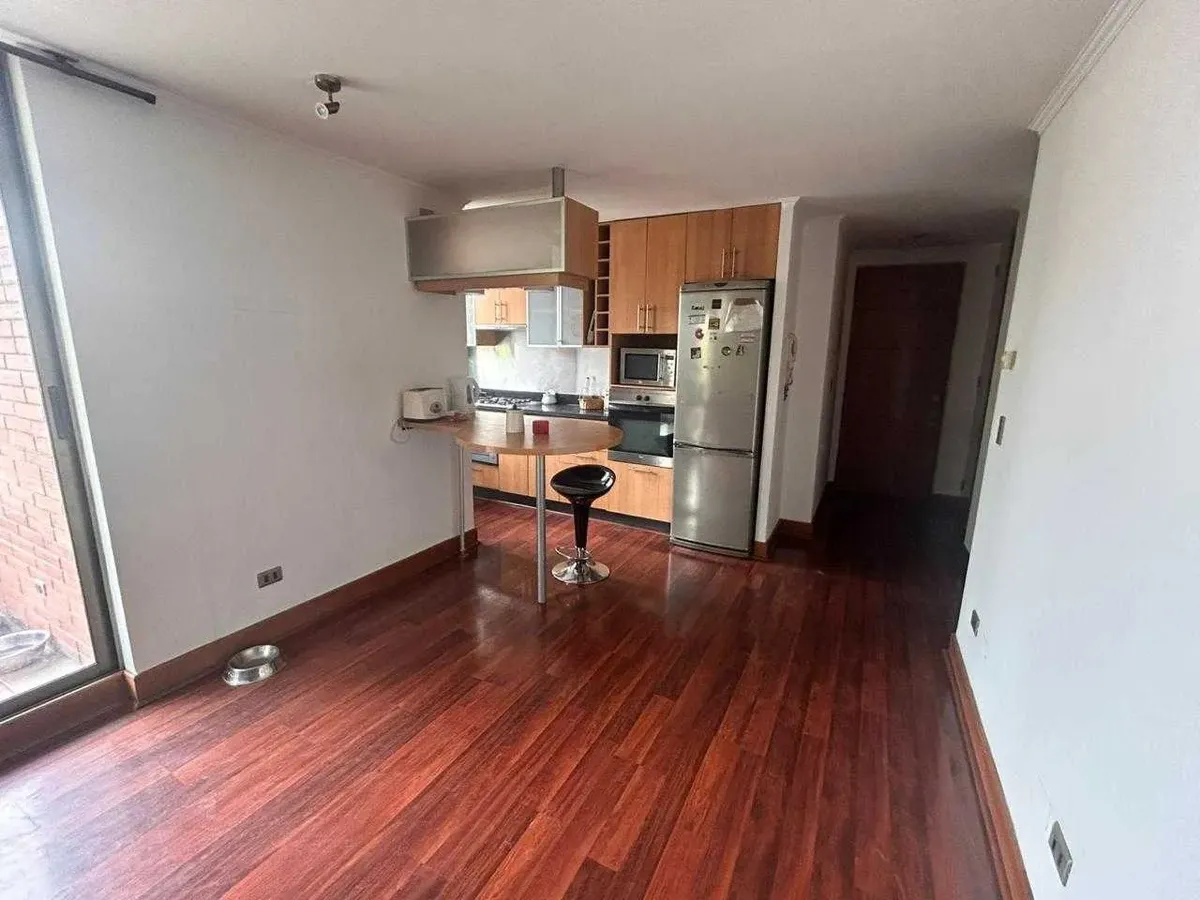 Imagen 2 de 12 de Excelente Departamento A Pasos Del Metro (155528)