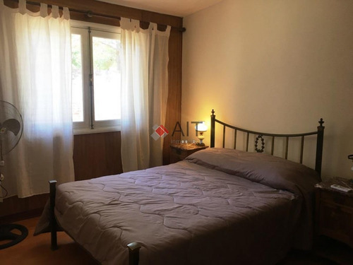 Imagen 6 de 21 de Chalet Tradicional 3 Dormitorios Y Servicio En Paradas Mansa A 4 Cuadras Del Mar!