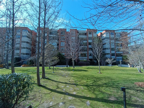 Departamento En Venta De 3 Dorm. En Lo Barnechea