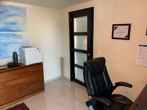 Imagen 5 de 30 de Casa En Venta En Satélite. Con Amplios Espacios.