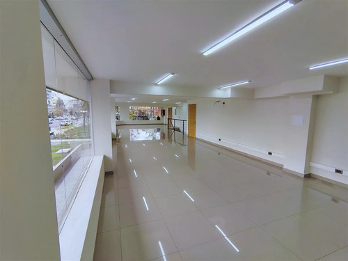 Arriendo Local Comercial Campus Oriente