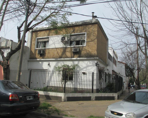 Castelar Sur 100 Mts De La Estacion Casa Americana 4 Amb