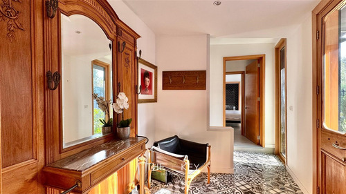Casa En Venta De 4 Dorm. En Lo Barnechea