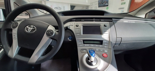 Imagen 6 de 14 de Toyota Prius 2015 1.8 Base Mt