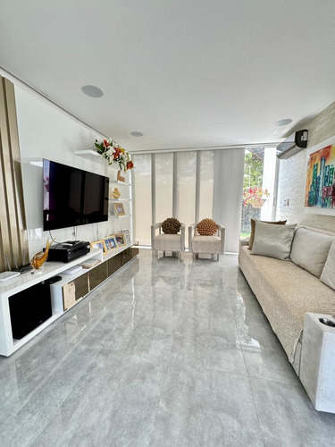 Venta Espectacular Y Lujosa Casa En Rozo