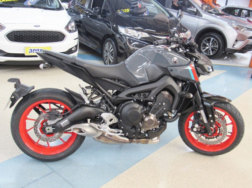 Imagem 3 de 15 de Yamaha Mt-09