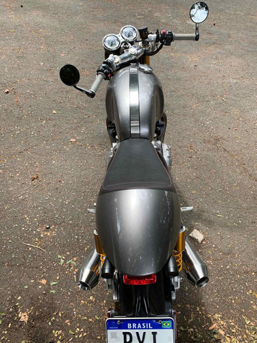 Triumph Thruxton R 1200