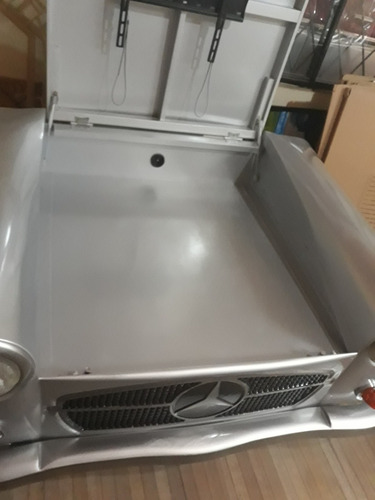 Antiguo Mercedes Benz Clasico