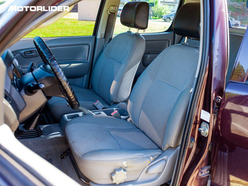 Imagen 11 de 25 de Toyota Hilux Dx Td 2.5 4x2 Extra Full | Permuta / Financia