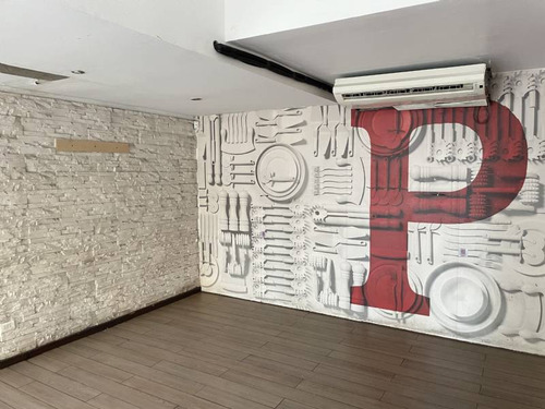 Local 320 M2 En Esquina Av. San Martin