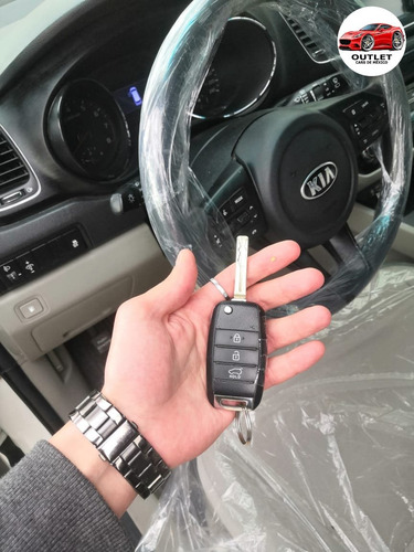 Kia Sedona 2.0 Lx At