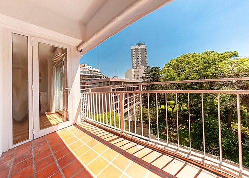 Departamento Con Vista A Jardines De Embajada Britanica,  Agote Al 2400, Recoleta.