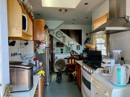 Excelente !tres Viviendas-casa En 2 Plantas - Monoambiente Y 2 Ambientes Terraza
