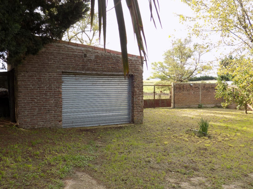 Casa Quinta, De 4 Hectareas Con 2 Viviendas Con Cochera, Deposito, Parque Y Parrilla