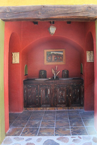 Casa Tipo Hacienda En Venta Con Uso De Suelo En San Miguel De Allende, Gto.