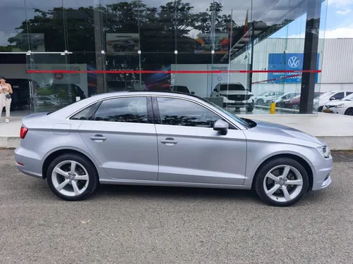 Audi A3 1.8 Attraction 5 p