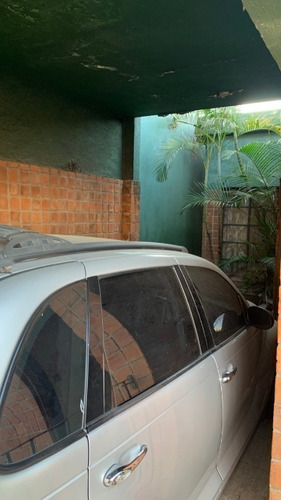 Imagen 3 de 14 de Casa En Venta Cond En Lanus Oeste