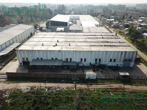 Imagen 2 de 22 de Alquiler De Depósito Industrial Con Gas - Prox Acceso Oeste