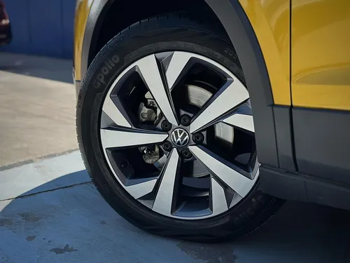 Volkswagen Taigun 1.0 Tsi Comfortline At