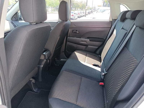 Imagem 14 de 15 de Mitsubishi Asx 2.0 Cvt Flex 2018