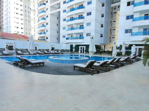 Apartamento En Alquiler En Av. Anacaona, Los Cacicazgos