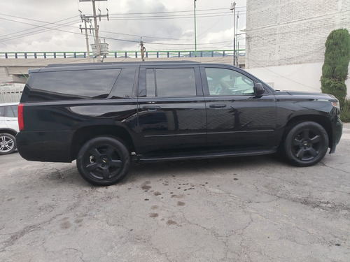 Chevrolet Suburban 5.3 Ltz V8 4wd 2da Cubo At