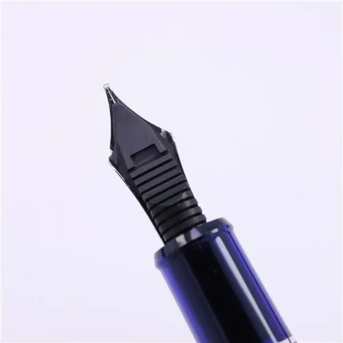 Pluma estilográfica Platinum Century 3776 Chartres Blue, tinta de 14 quilates, color azul negro, exterior azul