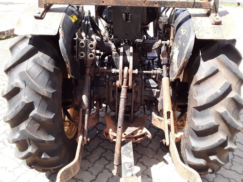 Trator Valtra Bf 75 - Ano 2005-oferta