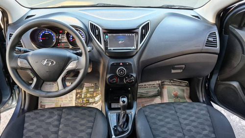 Imagem 6 de 11 de Hyundai Hb20 1.6 Comfort Plus 16v Flex 4p Automático