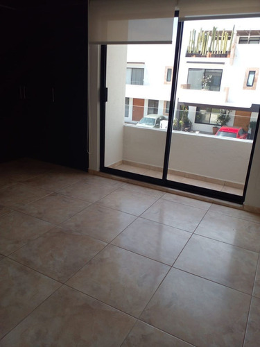 En Venta Casa En Santa Fe Juriquilla, Roof Garden, 4ta Recamara U Oficina..