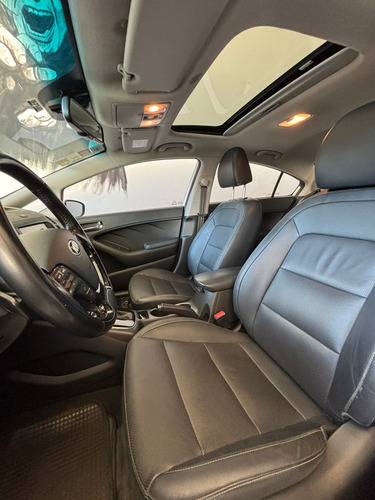 Kia Cerato 2.0 Sx At6