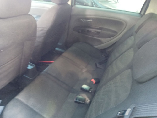 Imagem 8 de 10 de Fiat Punto 2010 1.4 Elx Flex 5p