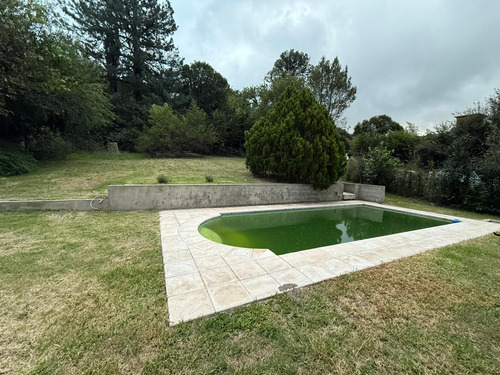 Casa En Venta En Villa Giardino, Oportunidad
