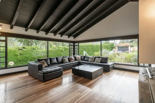Casa En Venta En La Calera. Cod V12135