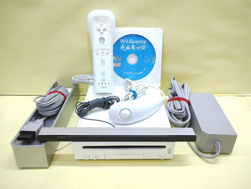 Consola Nintendo Wii Retrocompatible + Juego Wii Sports Usad