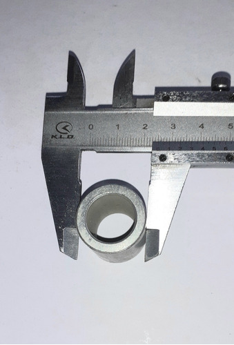 Imagen 4 de 4 de Buje Soporte Motor Strato Advance Motomel Riccia Motos