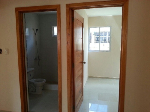 Imagen 2 de 7 de For Sale Casa De 3 Habitaciones En San Isidro Cerca De Amalia Lista Para Entrega