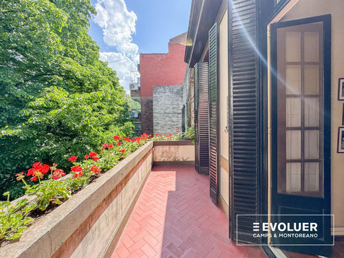 Venta Casa Jardín Pileta Cochera Plano Barrio Parque