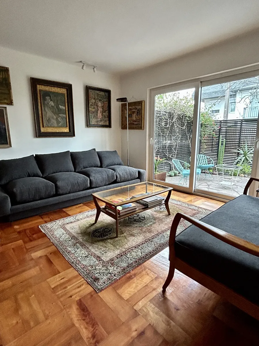 Imagen 4 de 30 de Casa Ley Pereira Remodelada C/jardín Y 2 Suites En Vitacura