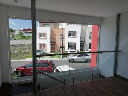 Casa En Venta En El Condado Queretaro Rcv210518-ml